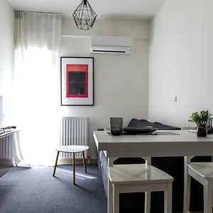 the-corner-suite-in-historical-center.hotels-of-thessaloniki.com/